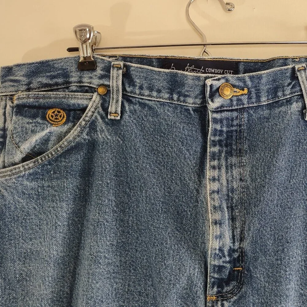 Wrangler Jeans George Straight Cowboy Cut Medium Blue Wash Denim  Men's 38 x 34